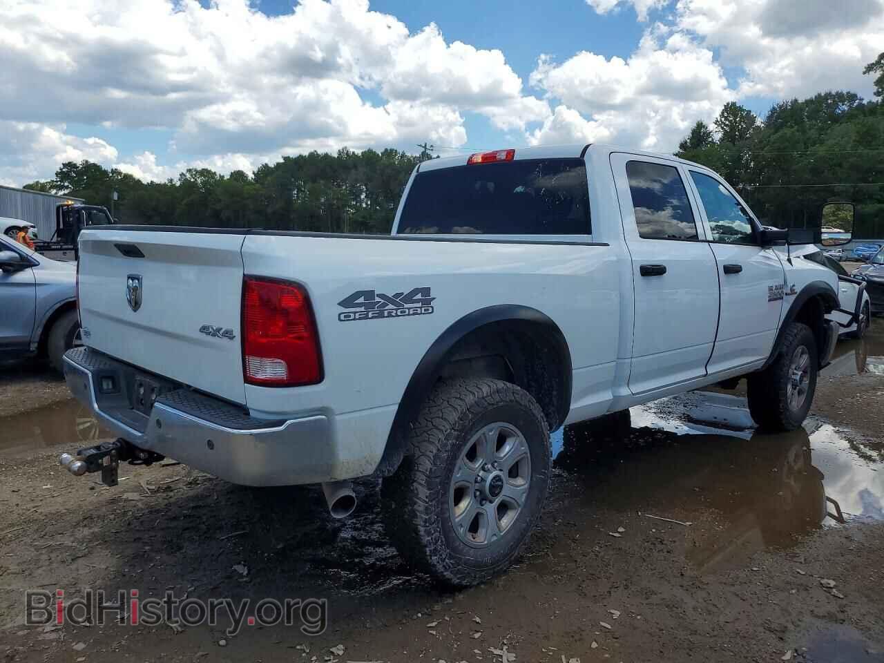 2018 RAM 2500 - VIN: 3C6UR5CL9JG417034 - Photo 3