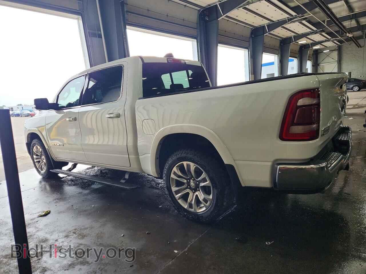 2019 RAM 1500 - VIN: 1C6SRFKT6KN830973 - Фото 2