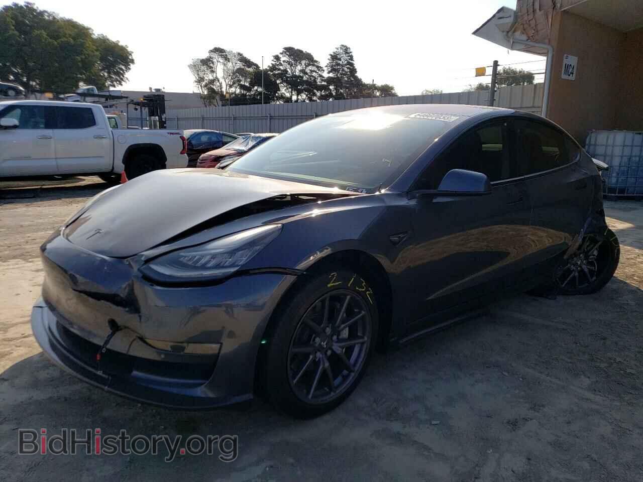 Фотография 5YJ3E1EA0JF011525 - TESLA MODEL 3 2018