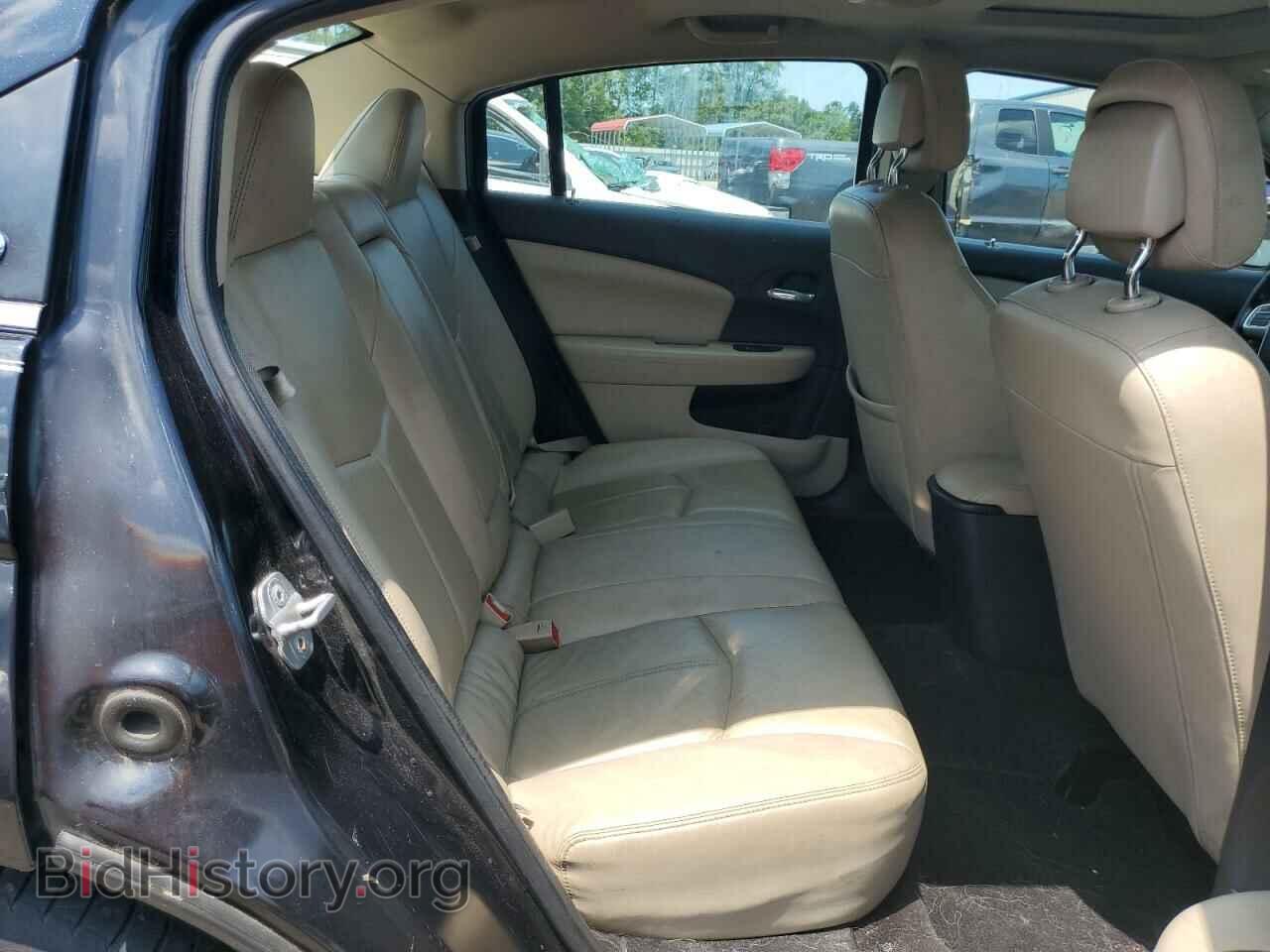 2011 CHRYSLER 200 - VIN: 1C3BC2FB8BN500650 - Фото 10