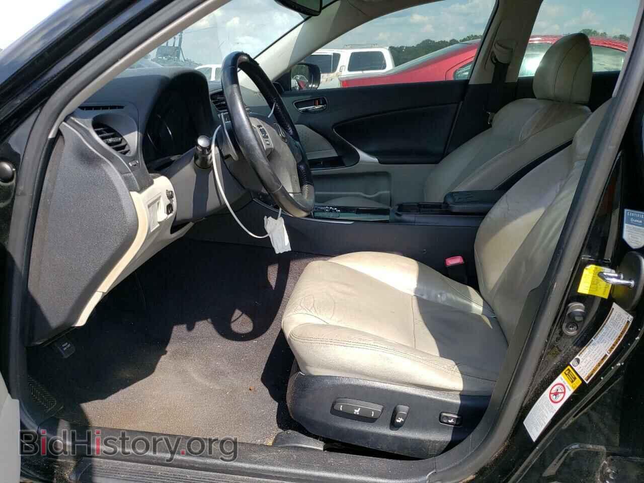 2011 LEXUS IS - VIN: JTHBF5C26B2101471 - Photo 7