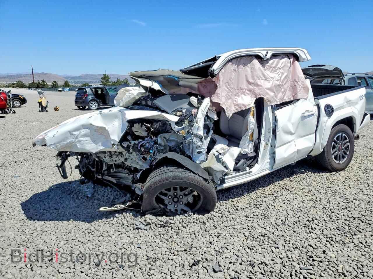 Photo 3TMLB5JN3RM079155 - TOYOTA TACOMA 2024
