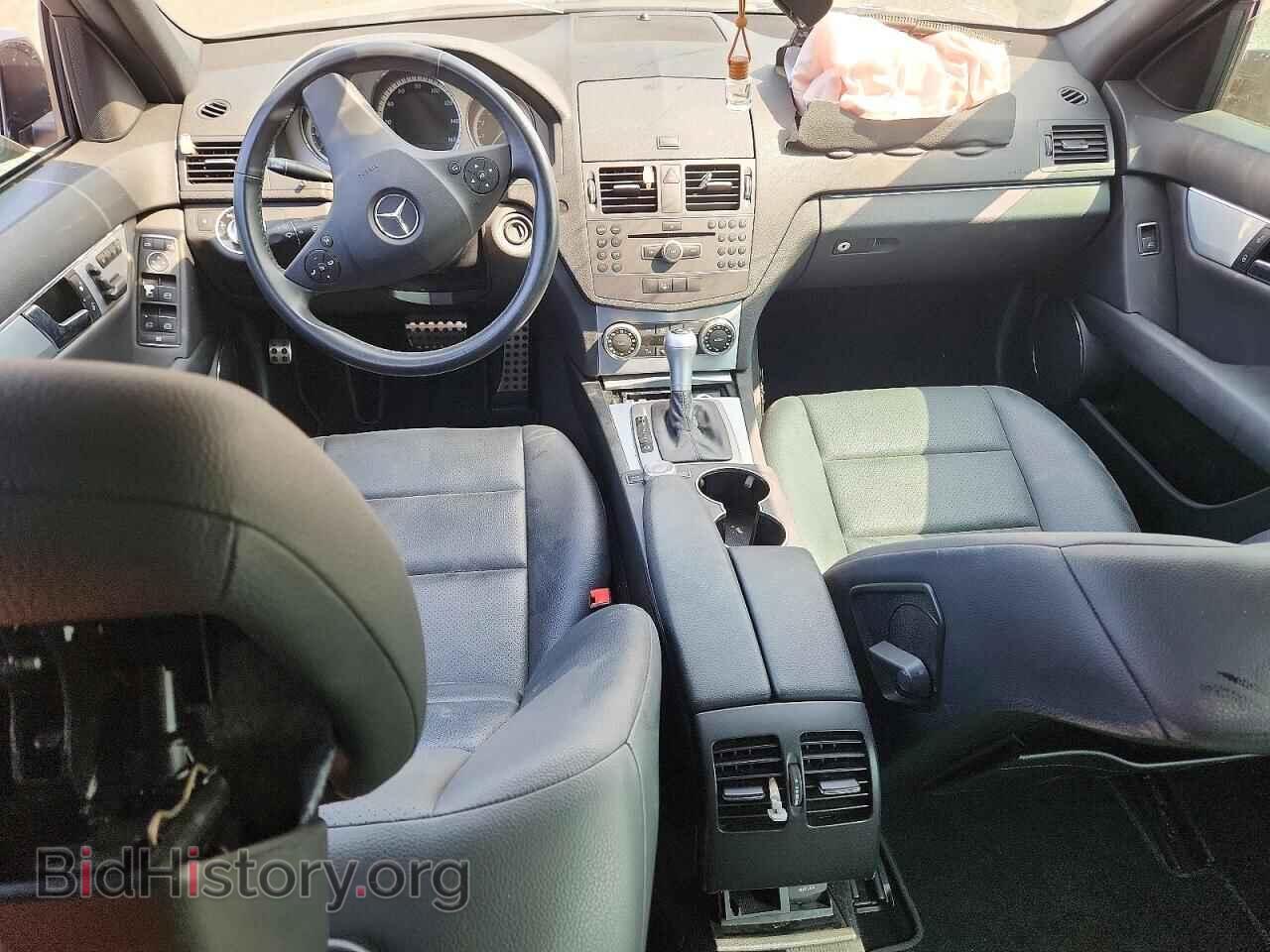 2011 MERCEDES-BENZ C-CLASS - VIN: WDDGF5EB9BR158202 - Фото 8