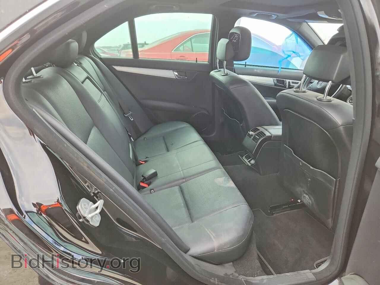 2011 MERCEDES-BENZ C-CLASS - VIN: WDDGF5EB9BR158202 - Фото 10