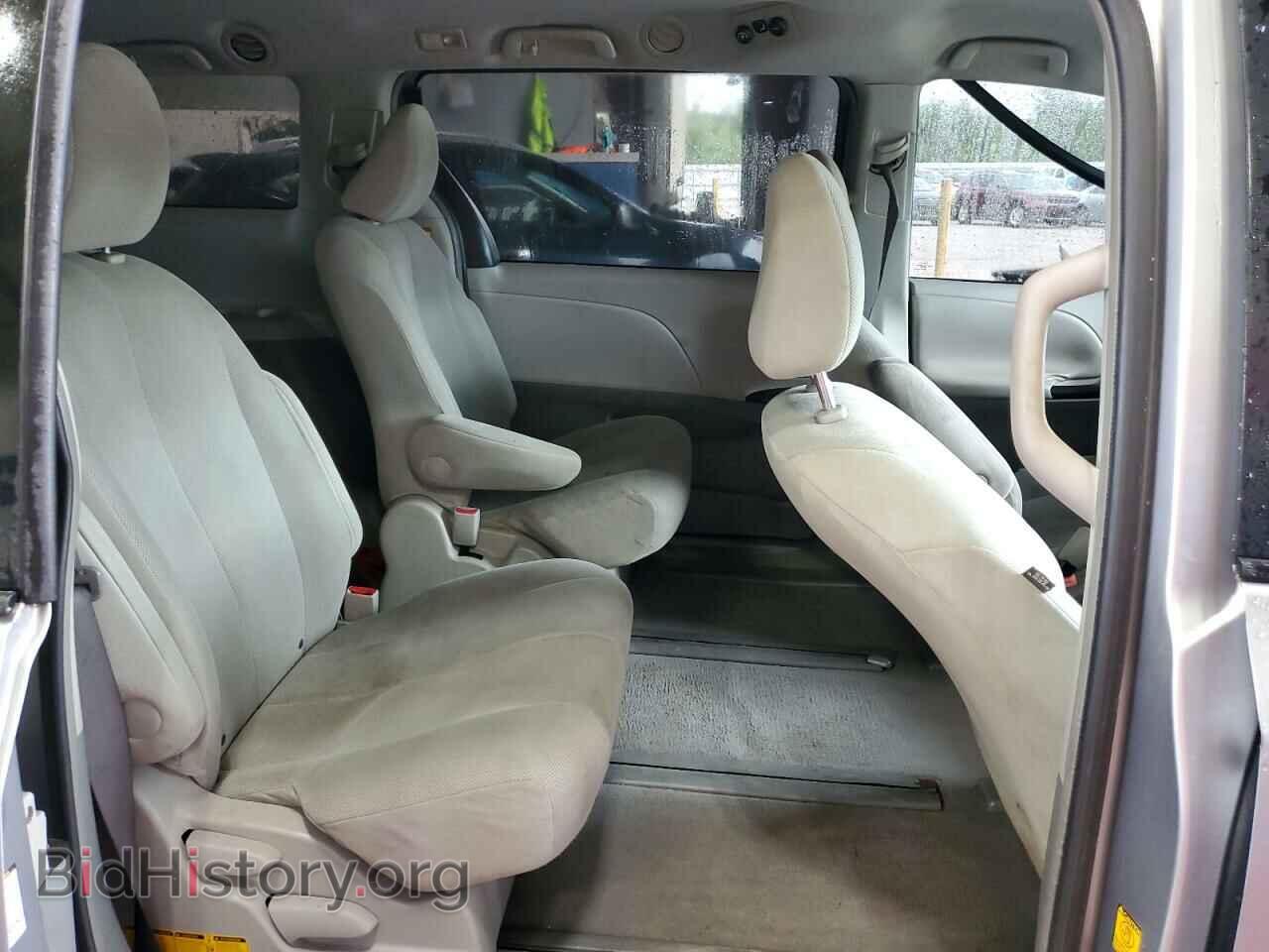 2011 TOYOTA All Models - VIN: 5TDZK3DC8BS077903 - Фото 11