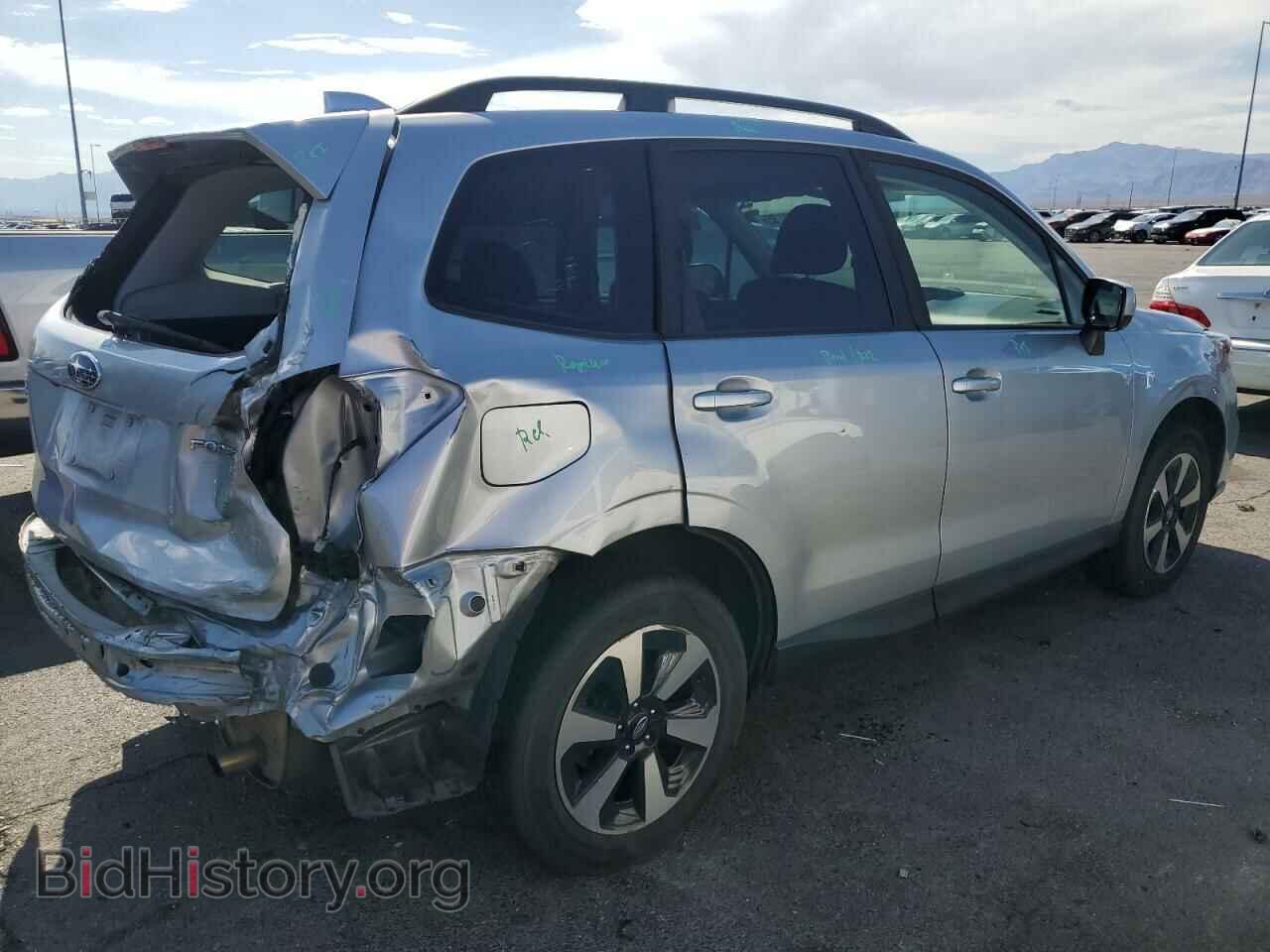 2017 SUBARU FORESTER - VIN: JF2SJAEC9HH585741 - Фото 3