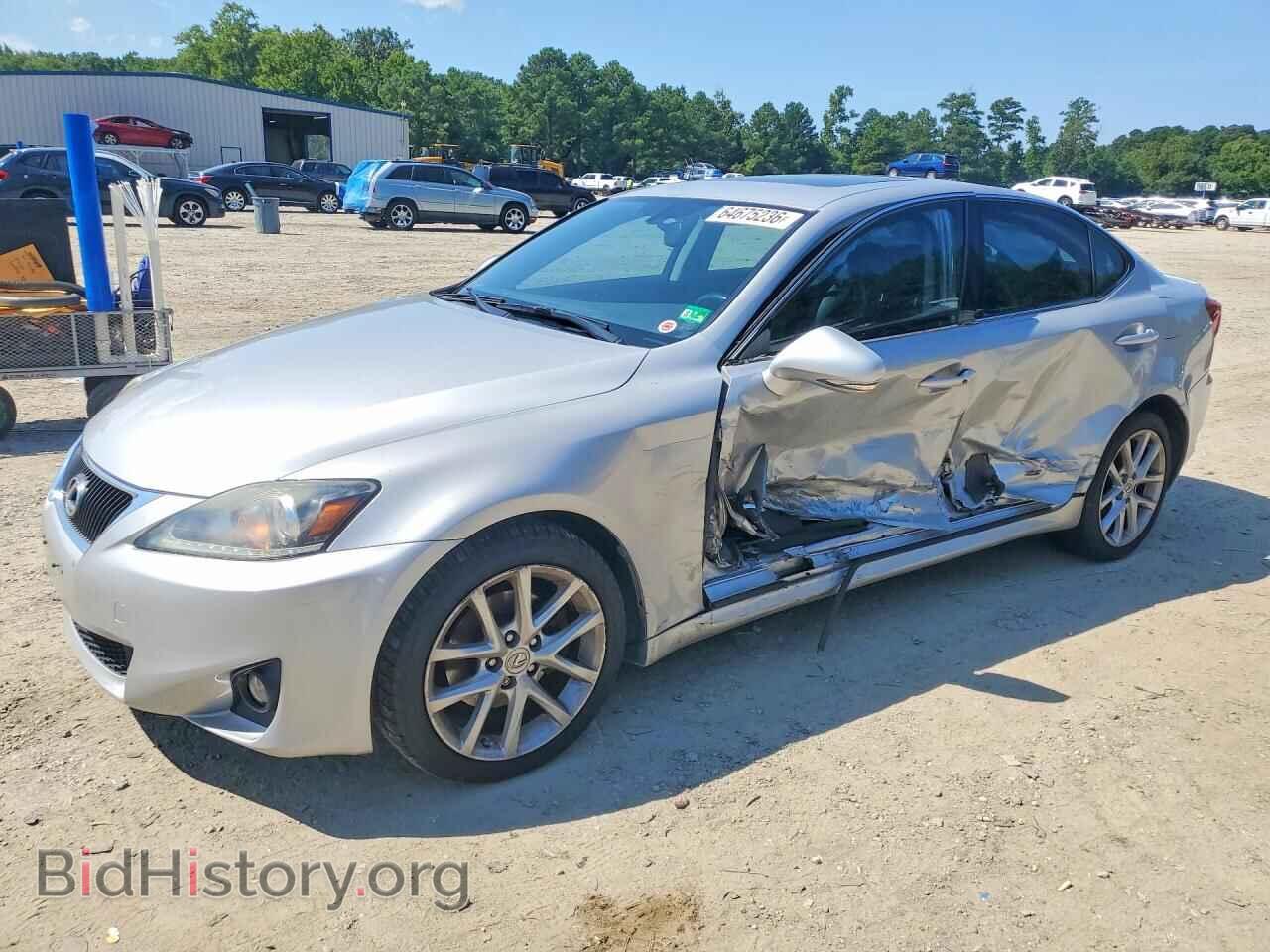 Фотография JTHCF5C24C5056521 - LEXUS IS 2012