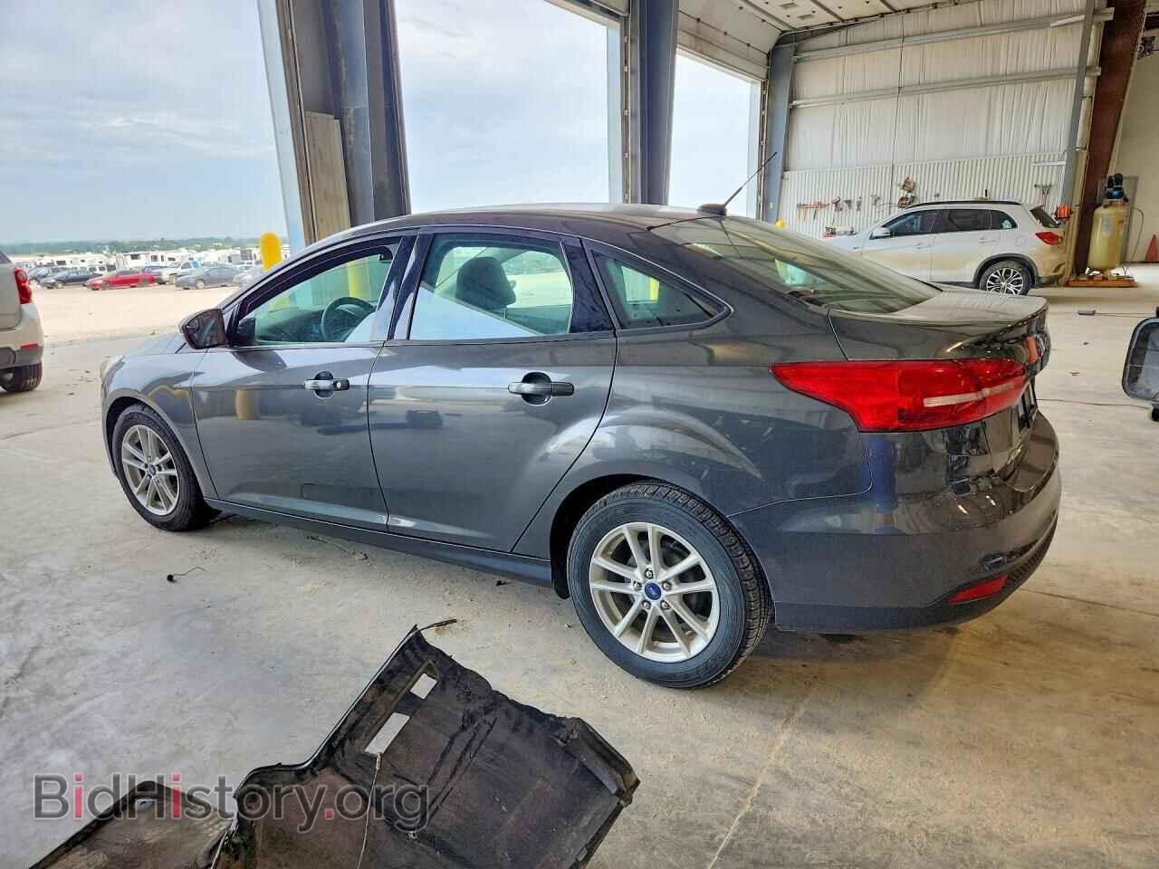 2017 FORD FOCUS - VIN: 1FADP3F27HL314414 - Photo 2