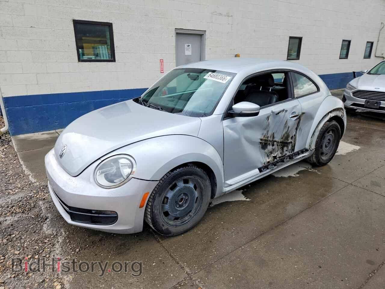 Photo 3VWJP7AT3CM618607 - VOLKSWAGEN BEETLE 2012