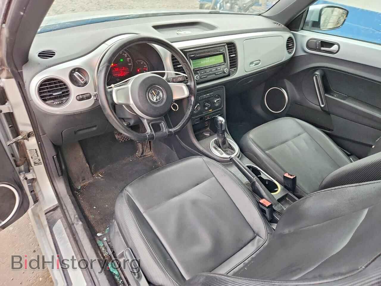 2012 VOLKSWAGEN BEETLE - VIN: 3VWJP7AT3CM618607 - Photo 8