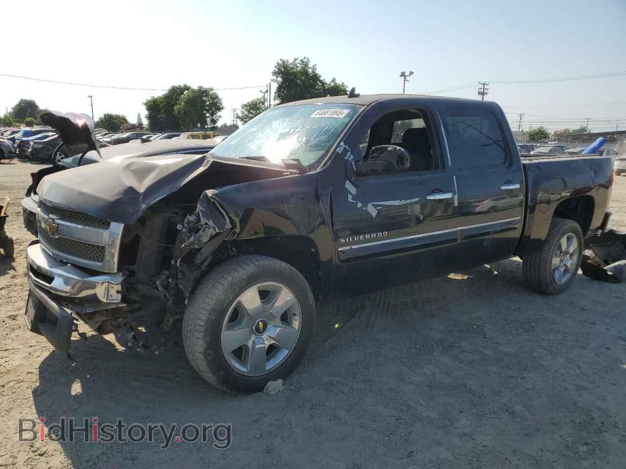 Photo 3GCPCSE02BG205621 - CHEVROLET ALL Models 2011