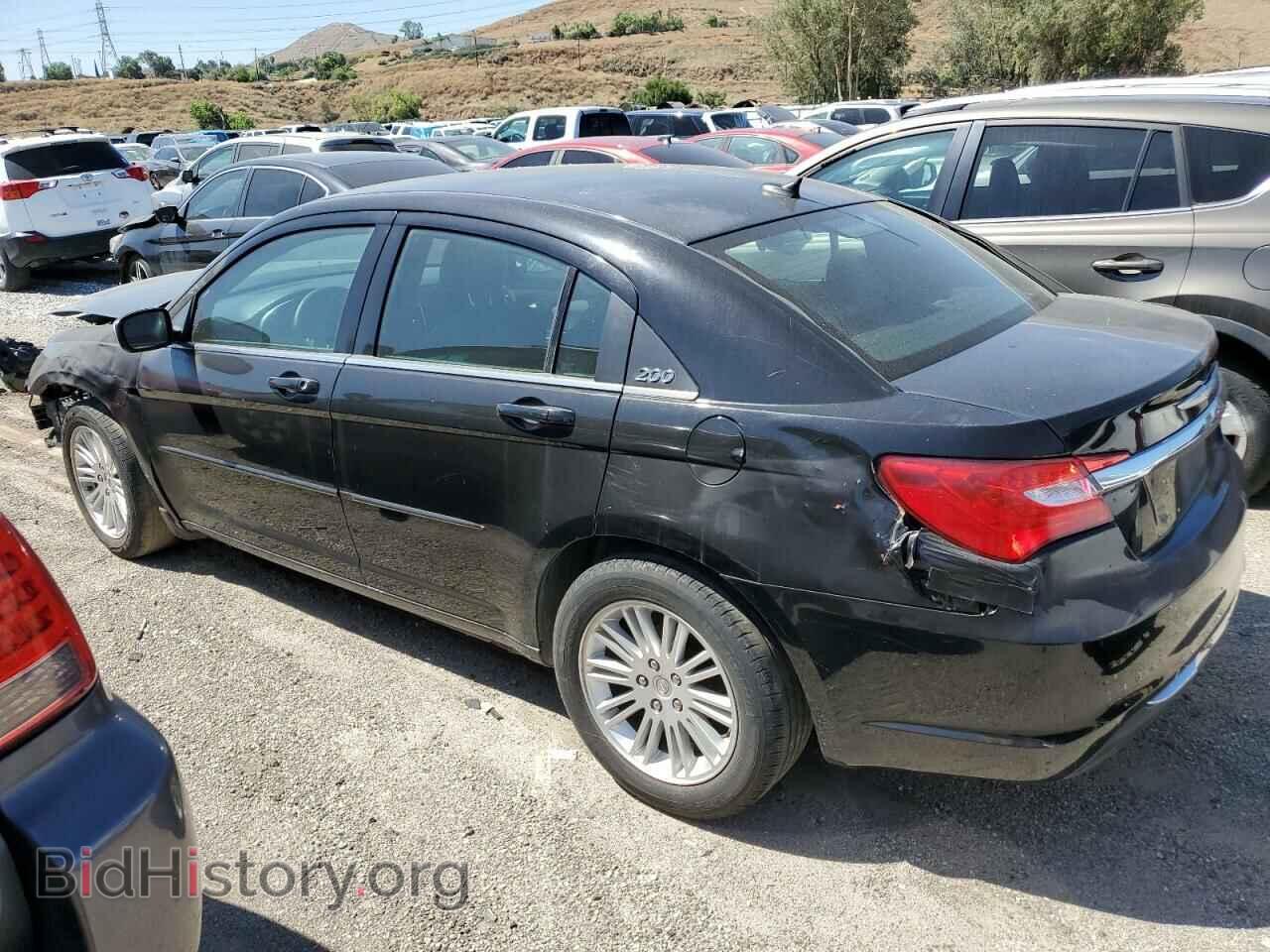 2012 CHRYSLER 200 - VIN: 1C3CCBAB6CN271379 - Фото 2