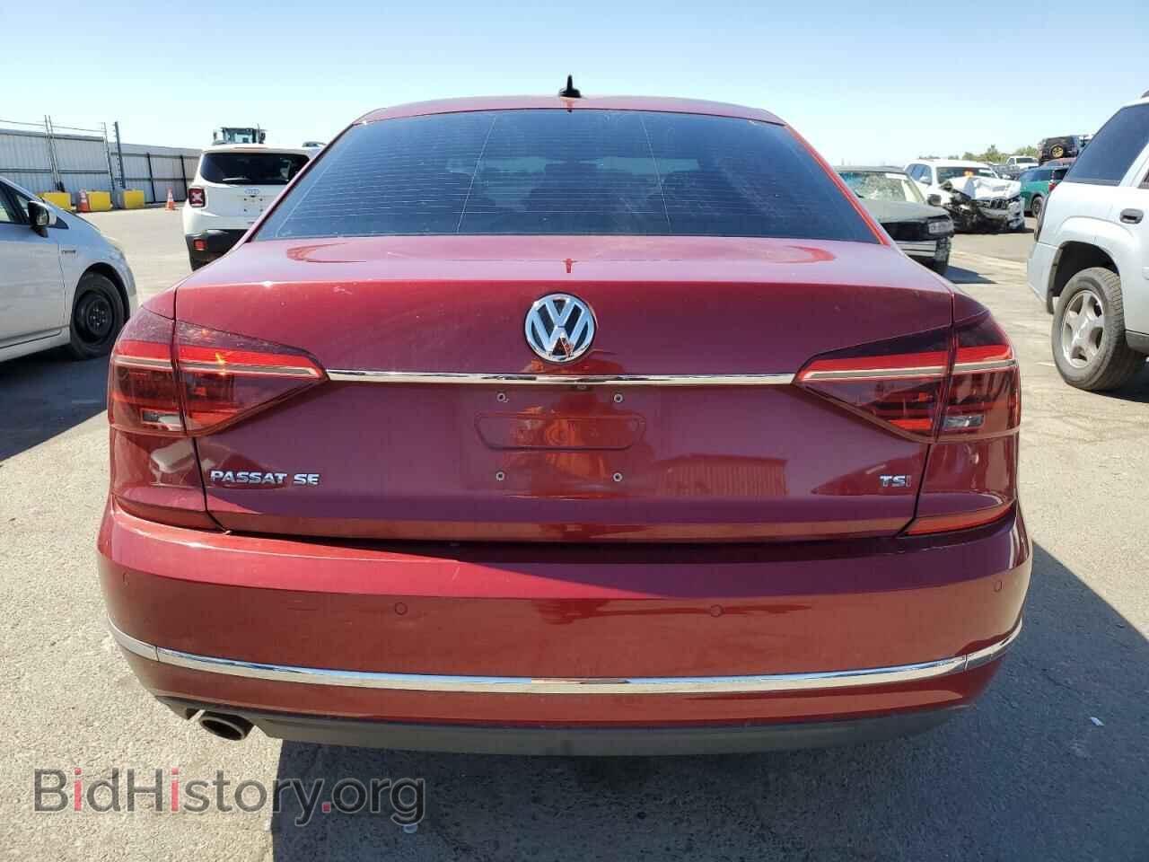 2017 VOLKSWAGEN PASSAT - VIN: 1VWGT7A30HC059628 - Фото 6