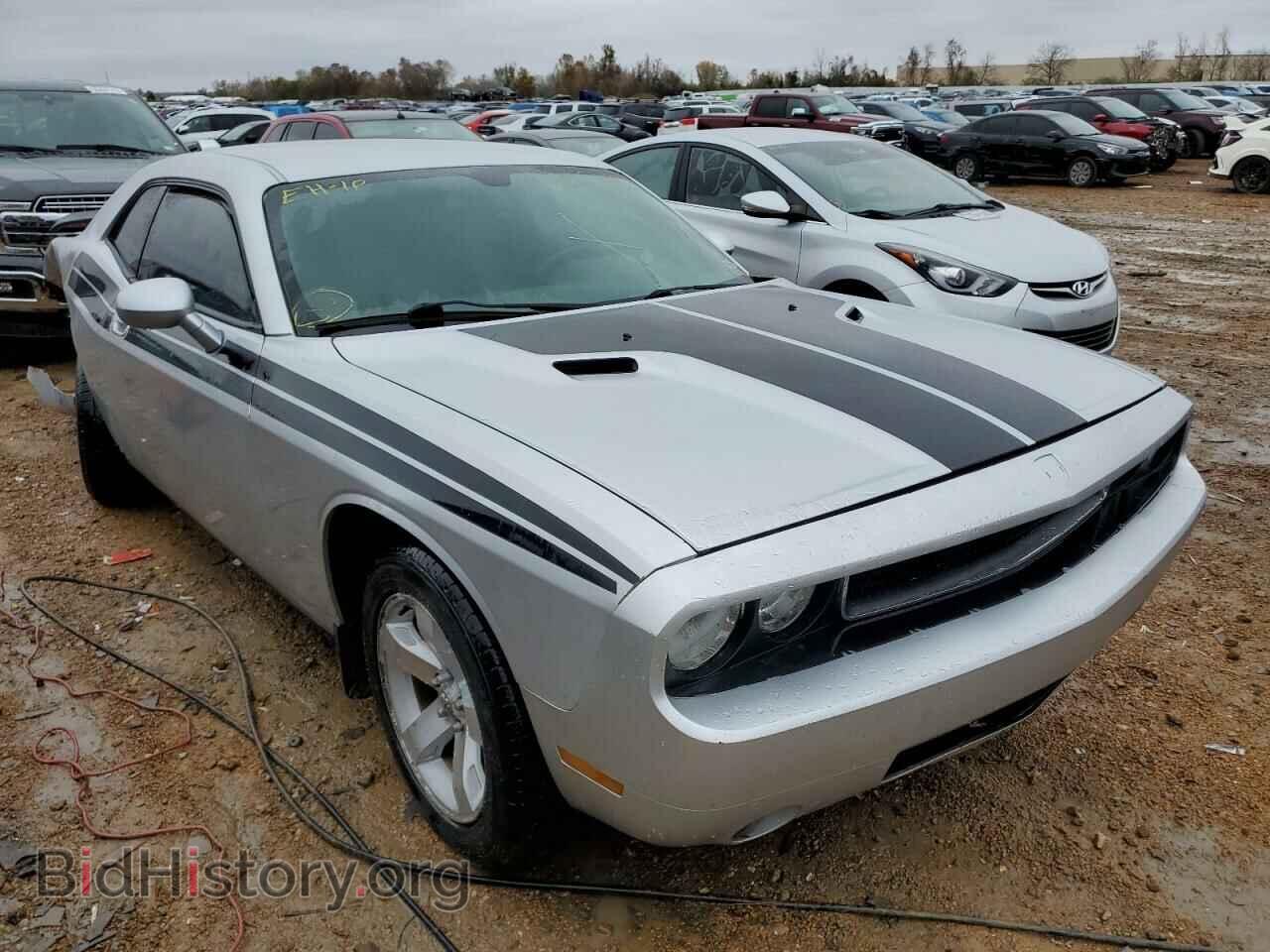 Photo 2B3LJ44V29H610337 - DODGE CHALLENGER 2009