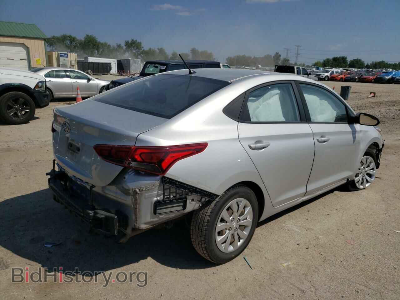 2018 HYUNDAI ACCENT - VIN: 3KPC24A33JE020744 - Фото 3
