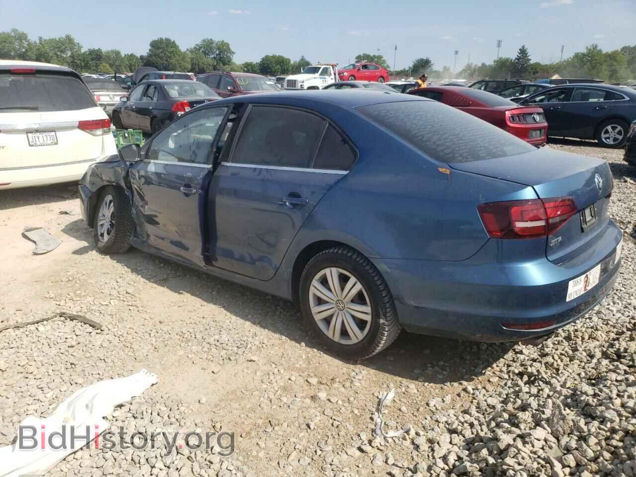 2017 VOLKSWAGEN JETTA - VIN: 3VW2B7AJ2HM225996 - Фото 2