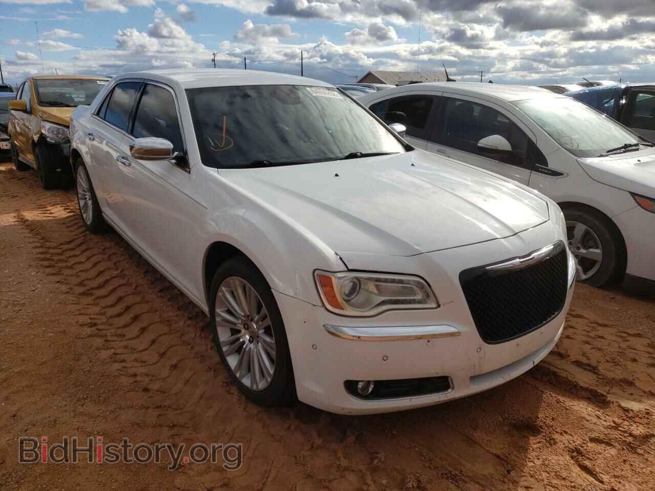 Фотография 2C3CA5CG0BH580370 - CHRYSLER 300 2011