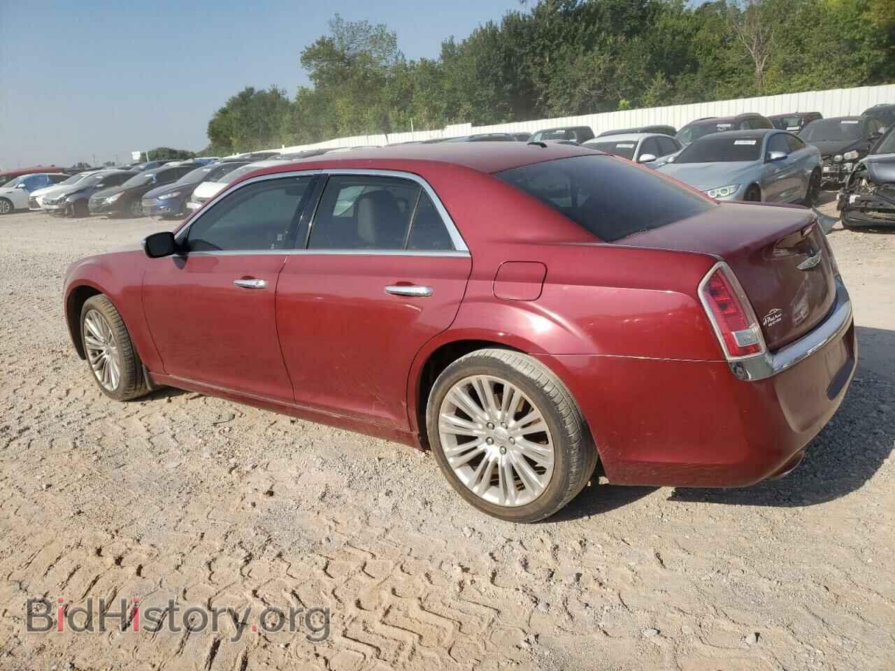 2012 CHRYSLER 300 - VIN: 2C3CCACG3CH138557 - Фото 2