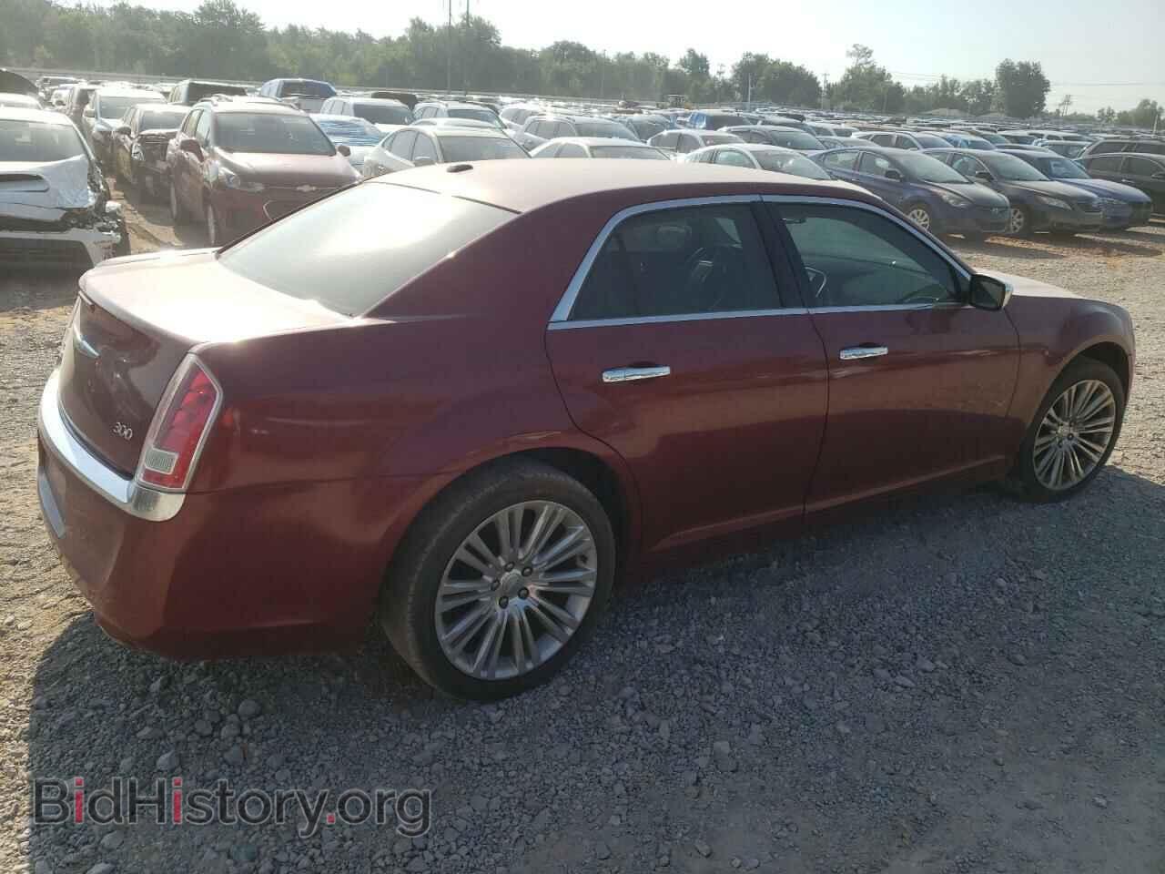 2012 CHRYSLER 300 - VIN: 2C3CCACG3CH138557 - Фото 3