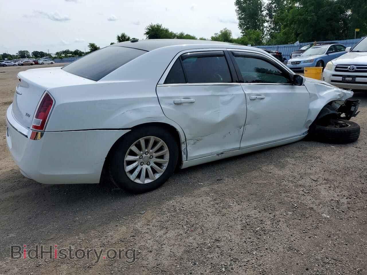 2014 CHRYSLER 300 - VIN: 2C3CCAAG1EH322644 - Фото 3