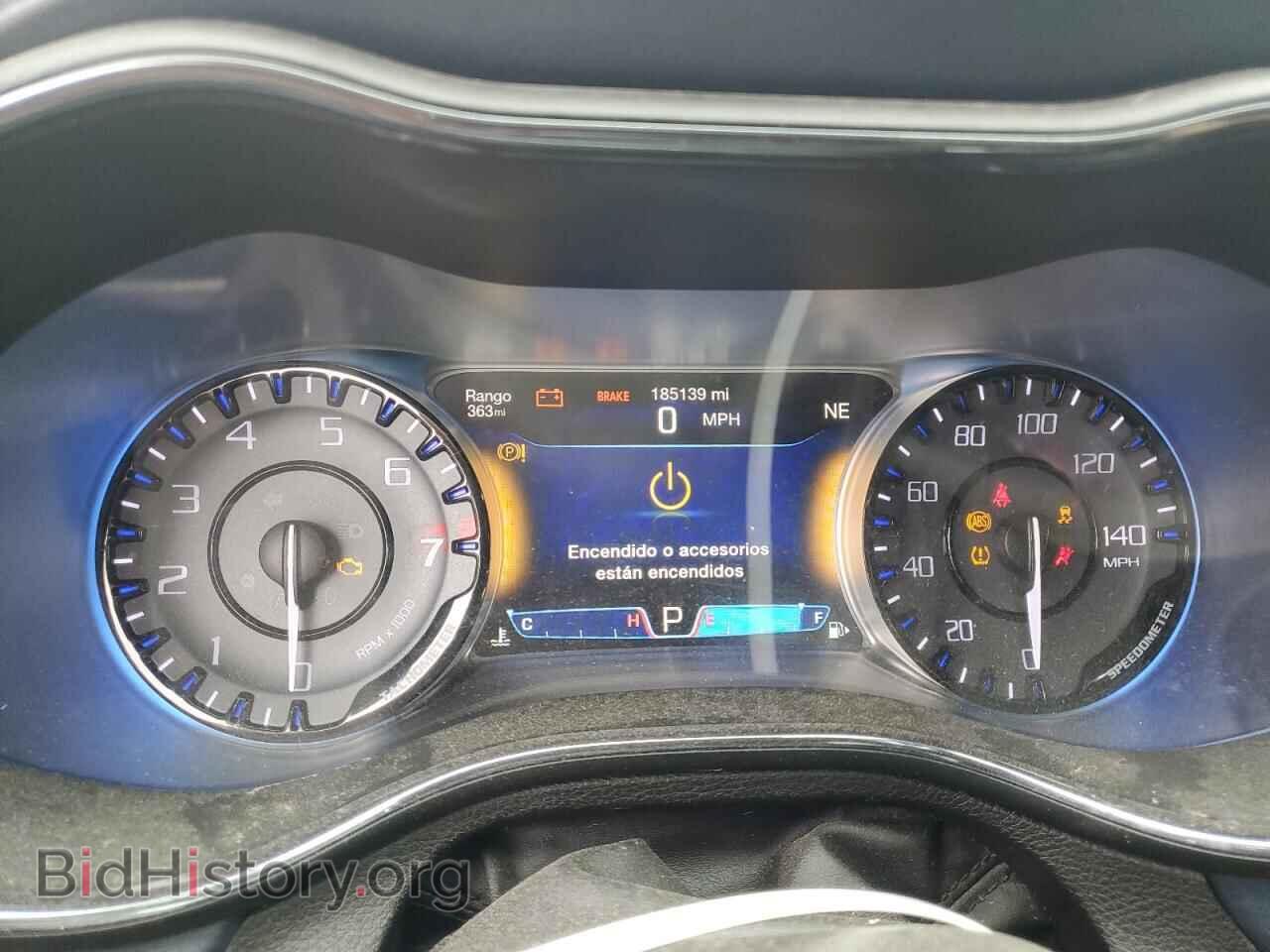2016 CHRYSLER 200 - VIN: 1C3CCCBG4GN109031 - Фото 9