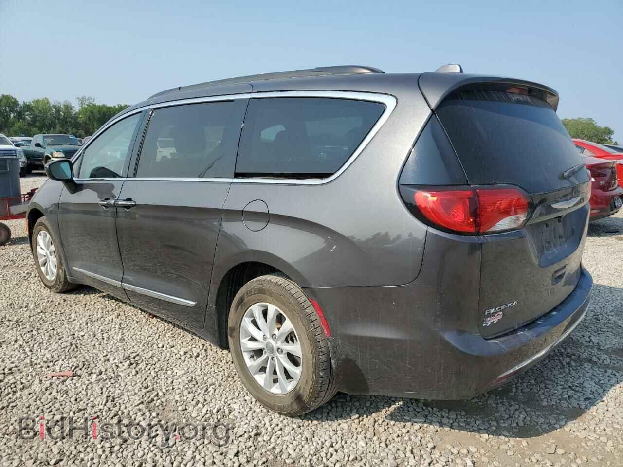 2017 CHRYSLER PACIFICA - VIN: 2C4RC1BG1HR565485 - Photo 2