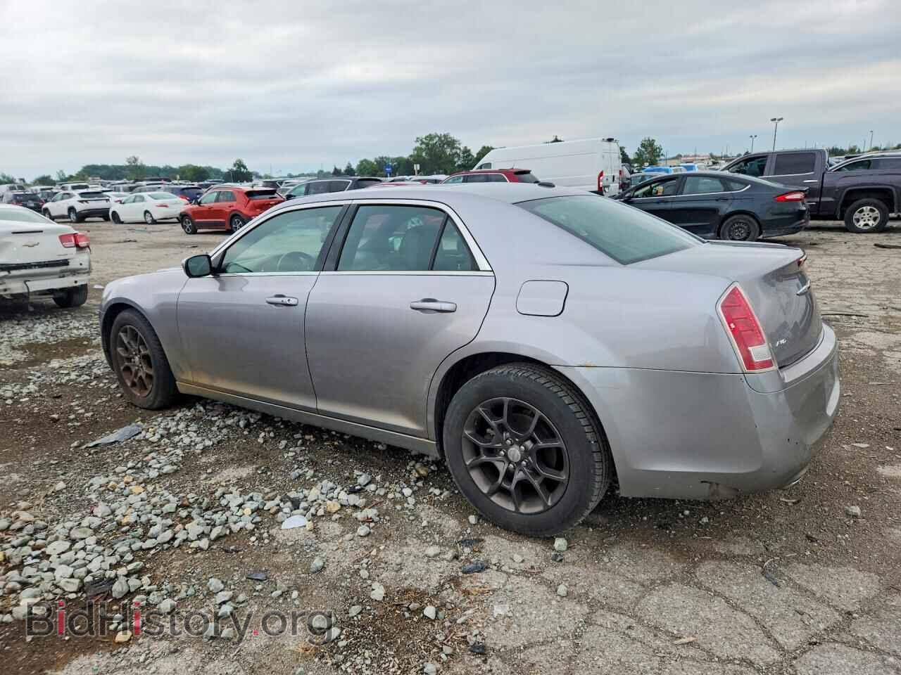 2014 CHRYSLER 300 - VIN: 2C3CCAGG0EH120529 - Photo 2