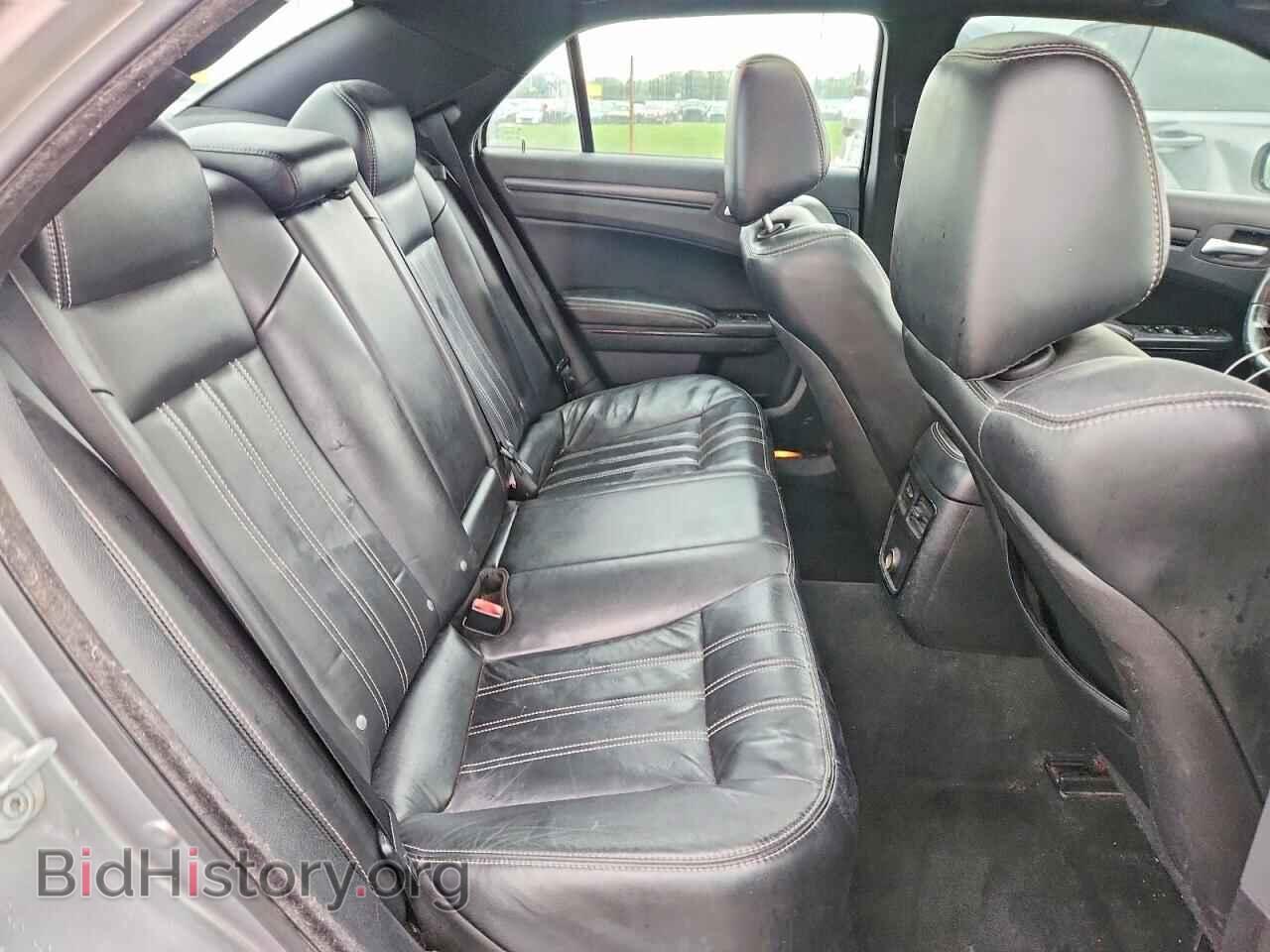 2014 CHRYSLER 300 - VIN: 2C3CCAGG0EH120529 - Photo 10