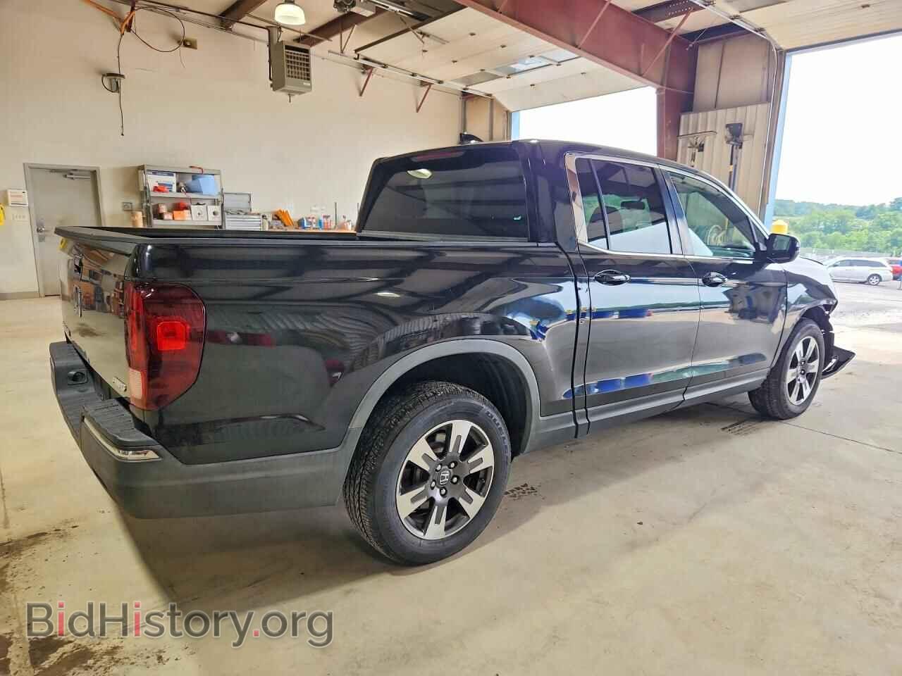 2017 HONDA RIDGELINE - VIN: 5FPYK3F50HB006418 - Photo 3