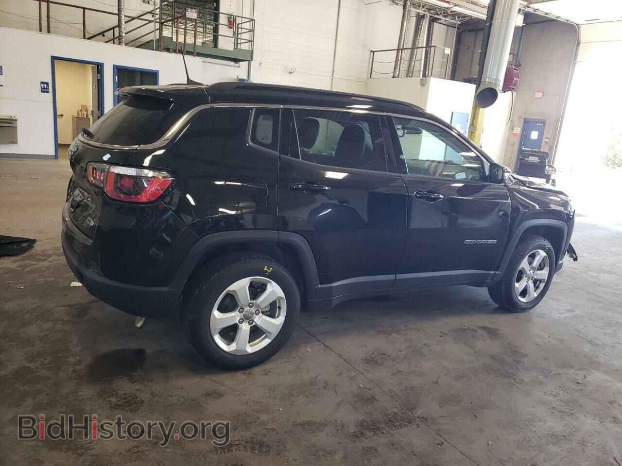 2018 JEEP COMPASS - VIN: 3C4NJDBB0JT180531 - Фото 3