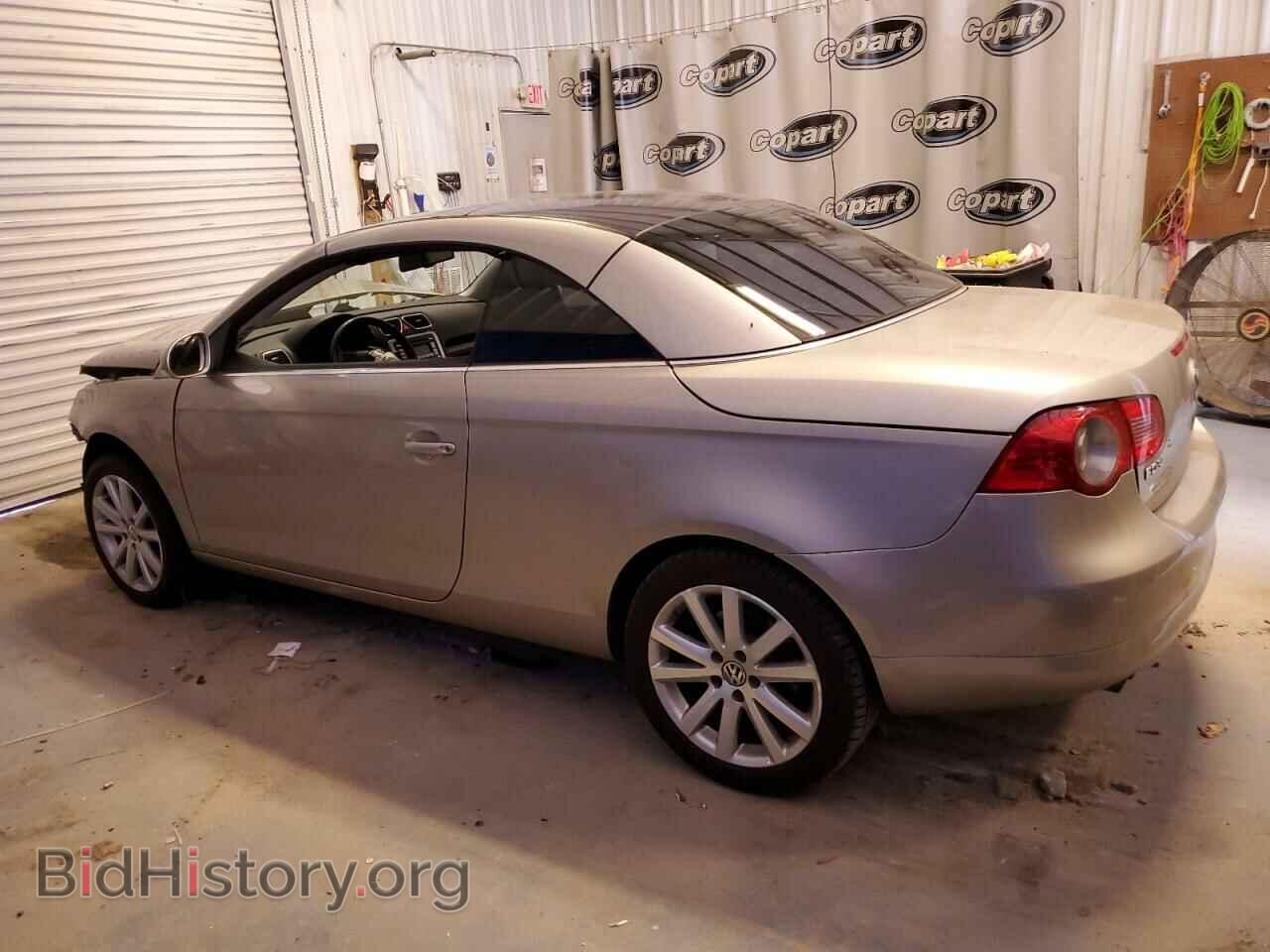 2007 VOLKSWAGEN EOS - VIN: WVWFA71F97V026645 - Фото 2