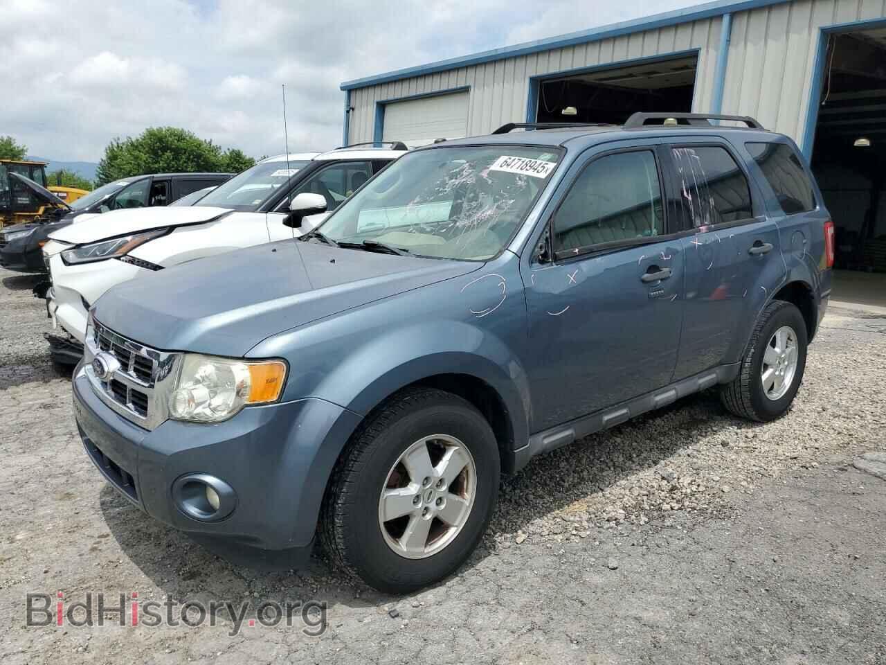 Photo 1FMCU0D77BKC71438 - FORD ESCAPE 2011