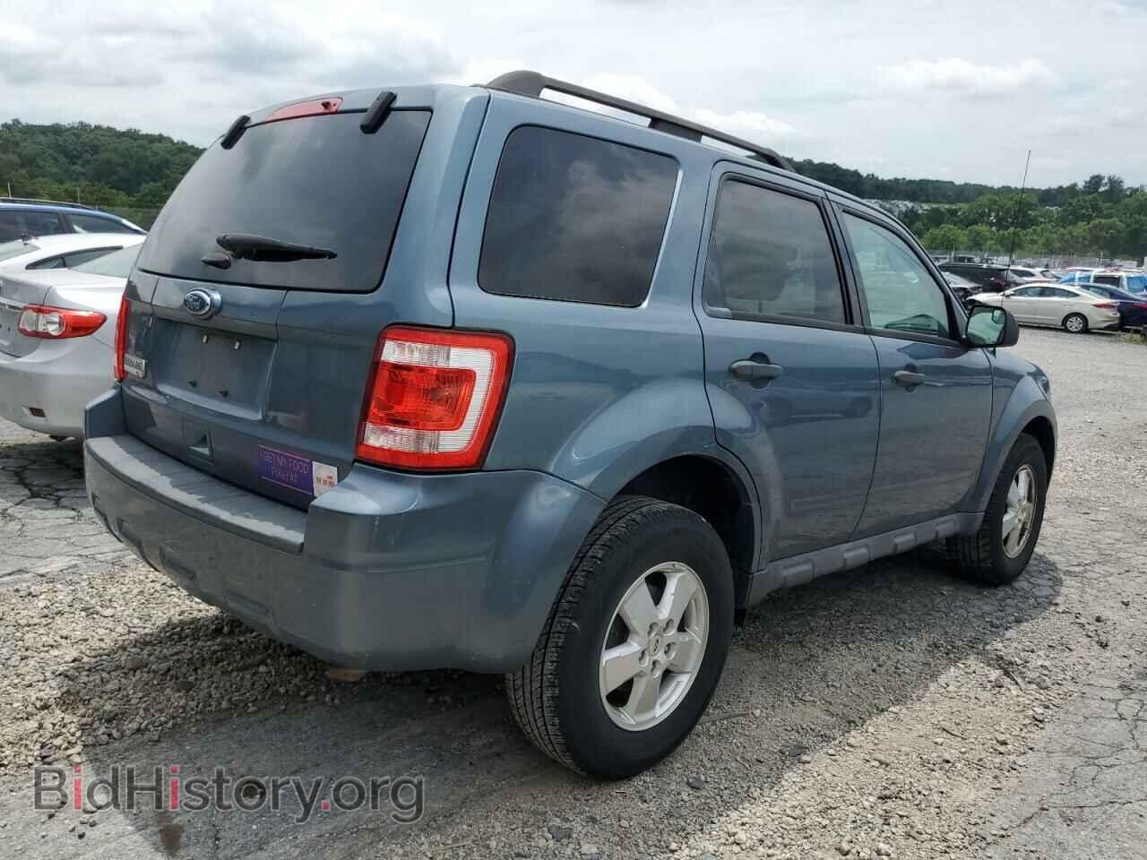 2011 FORD ESCAPE - VIN: 1FMCU0D77BKC71438 - Фото 3
