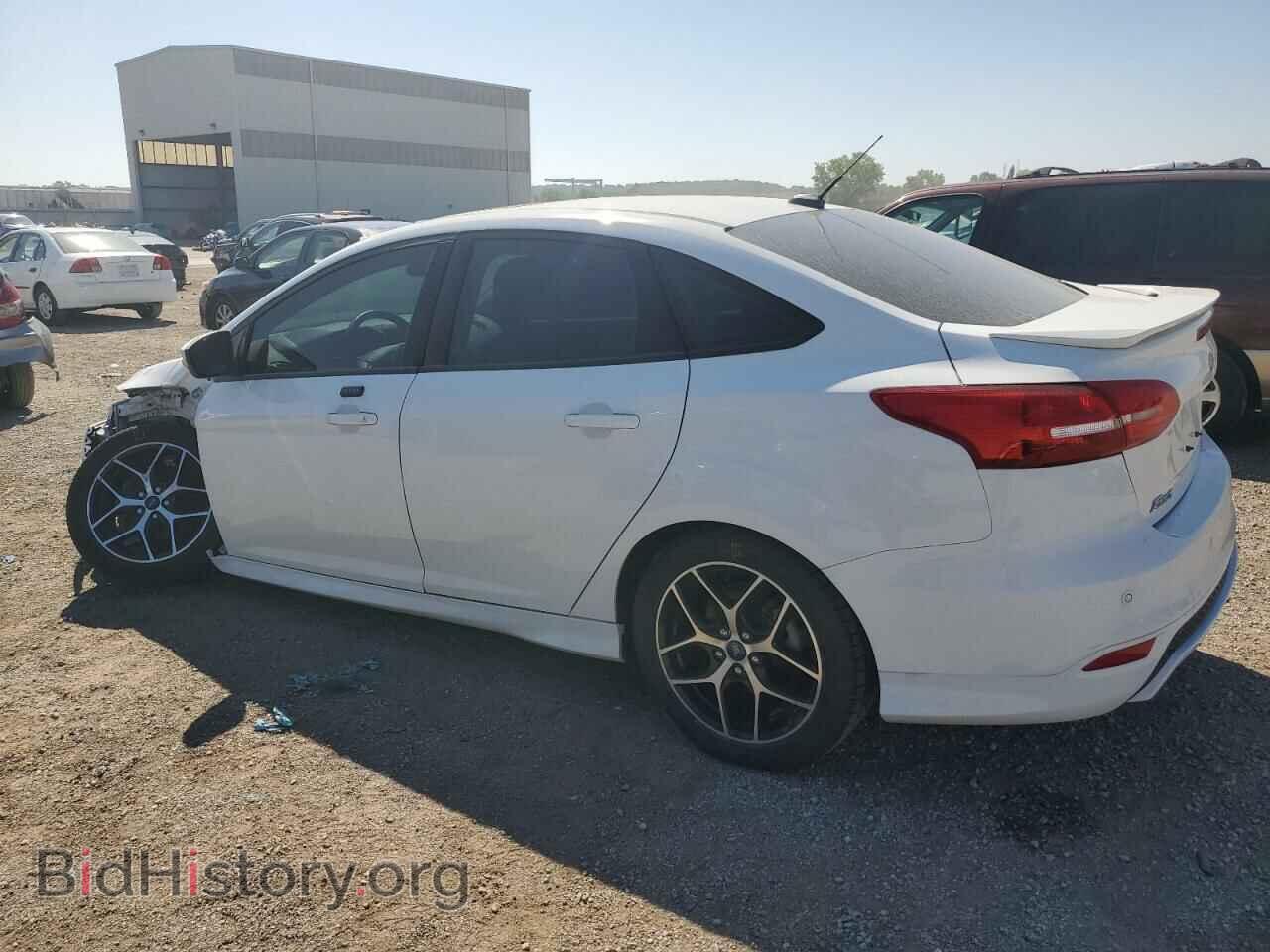 2016 FORD FOCUS - VIN: 1FADP3F26GL281842 - Photo 2