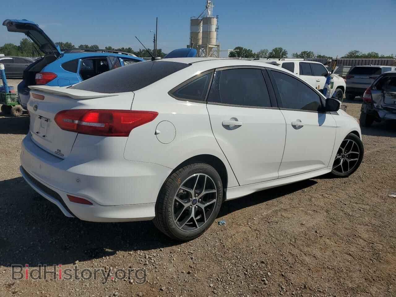 2016 FORD FOCUS - VIN: 1FADP3F26GL281842 - Photo 3