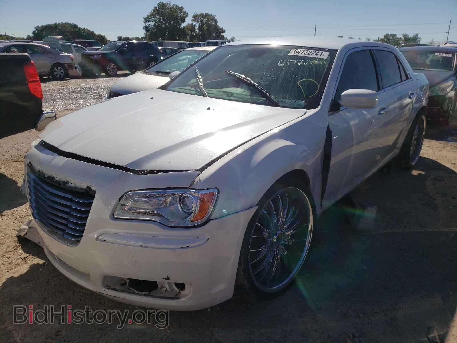 2012 CHRYSLER 300 - VIN: 2C3CCAPT8CH232781 - Фото 2