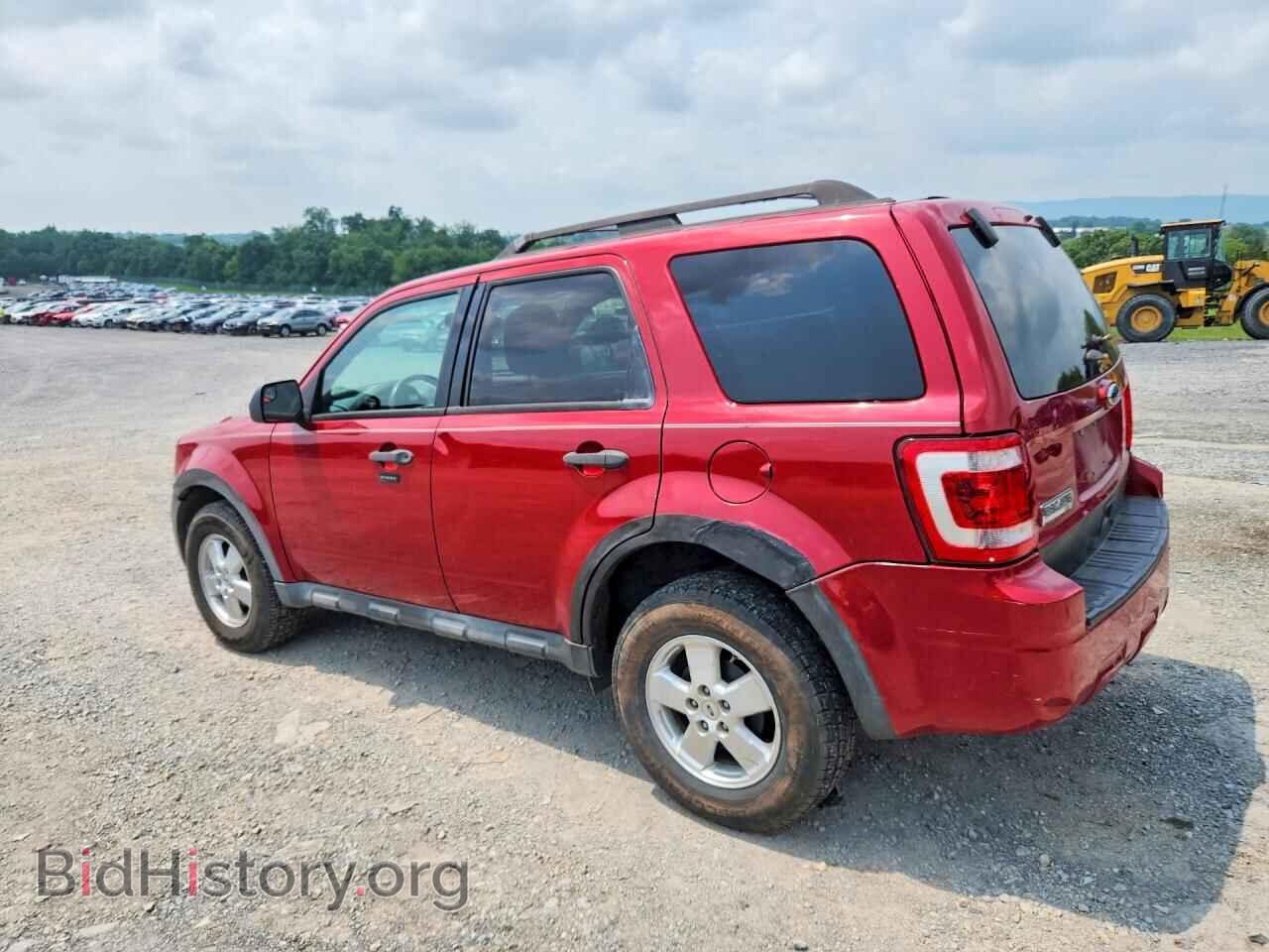 2011 FORD ESCAPE - VIN: 1FMCU0D73BKB02663 - Photo 2