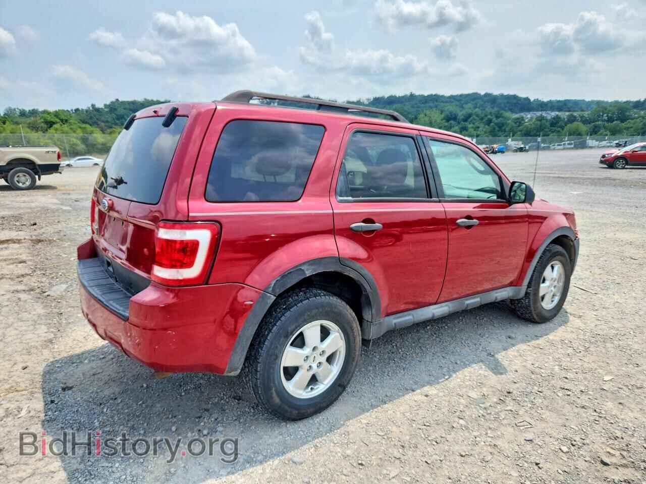 2011 FORD ESCAPE - VIN: 1FMCU0D73BKB02663 - Photo 3