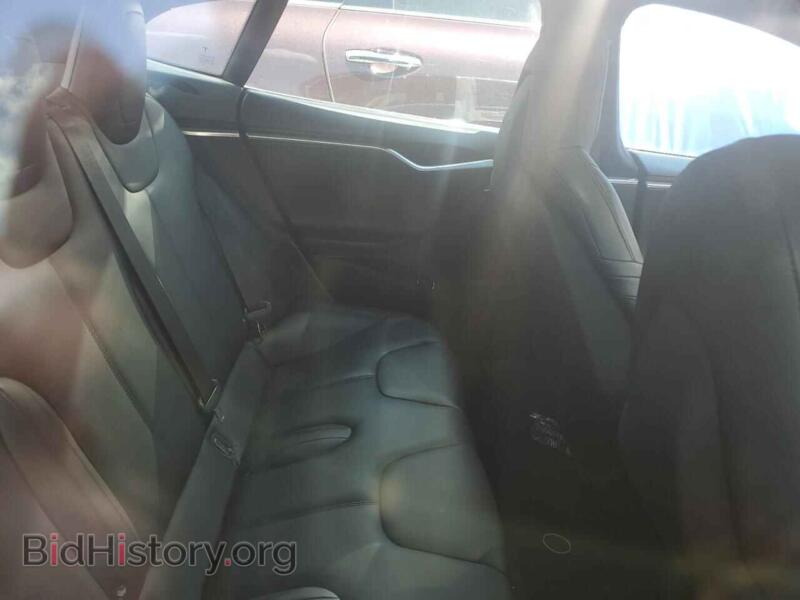 2016 Tesla MODEL S (VIN 5YJSA1E27GF151306) — photo 10 of 12