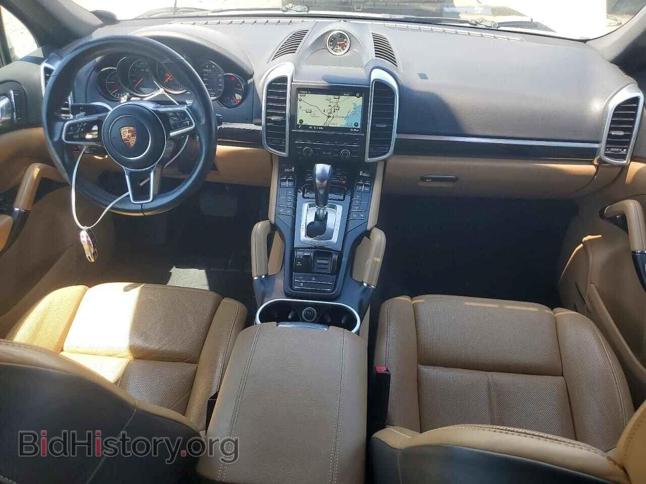2016 PORSCHE CAYENNE - VIN: WP1AA2A22GLA04751 - Photo 8