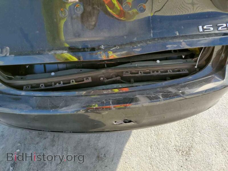 2015 Lexus IS (VIN JTHBF1D20F5058452) — photo 9 of 10