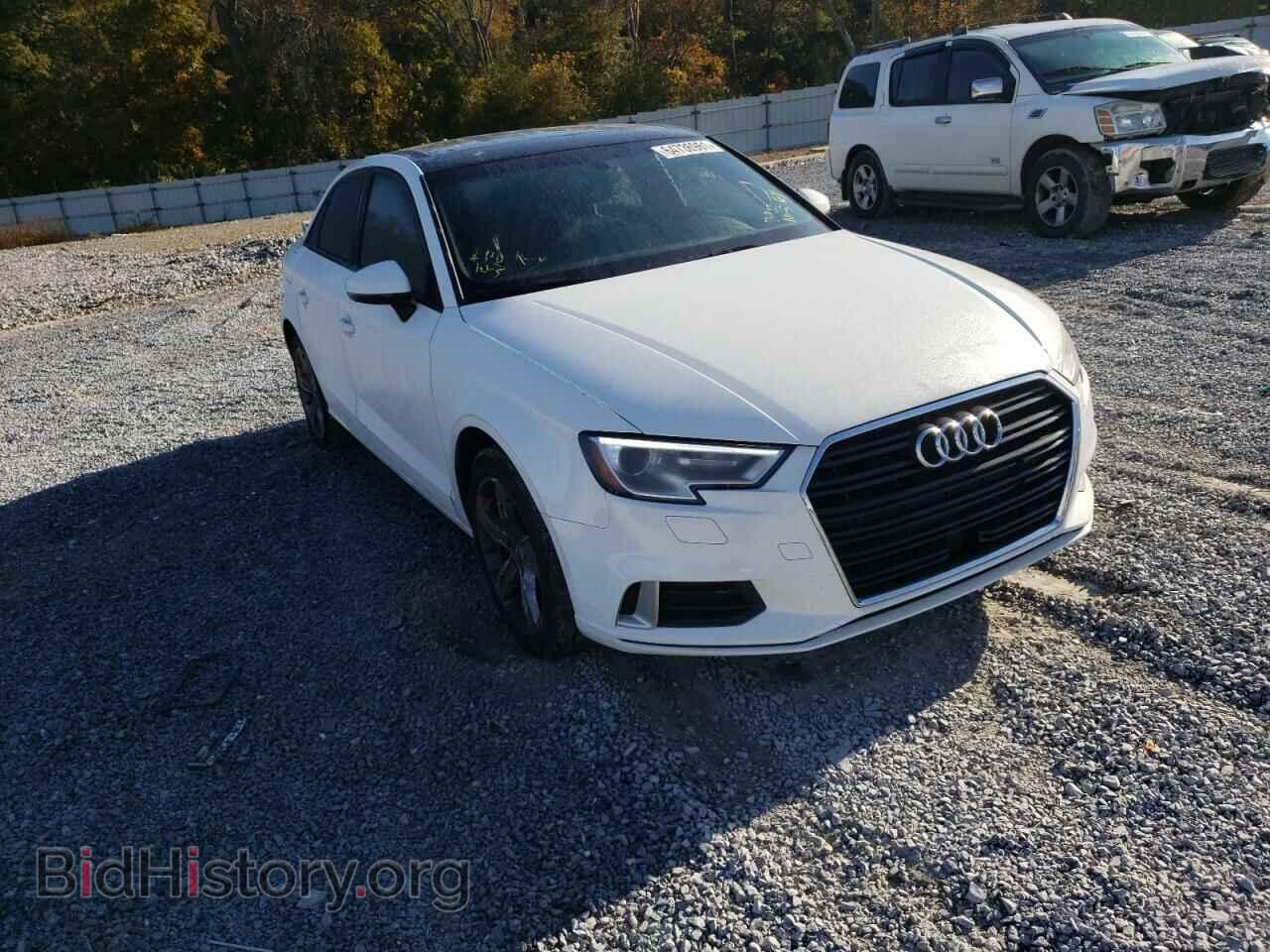 Photo WAUAUGFF6H1064494 - AUDI A3 2017