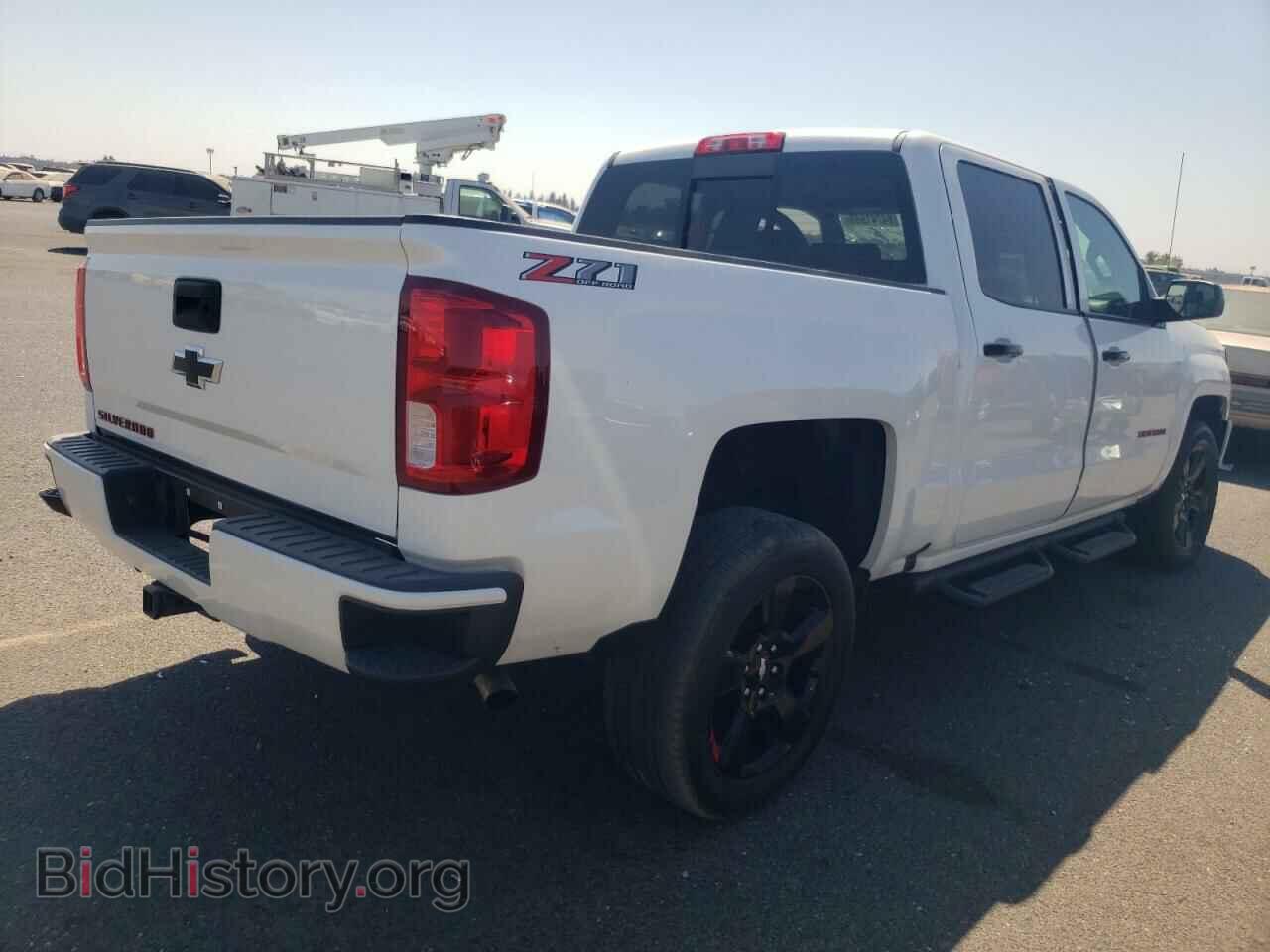 2018 CHEVROLET ALL Models - VIN: 3GCUKSEC1JG191855 - Фото 3