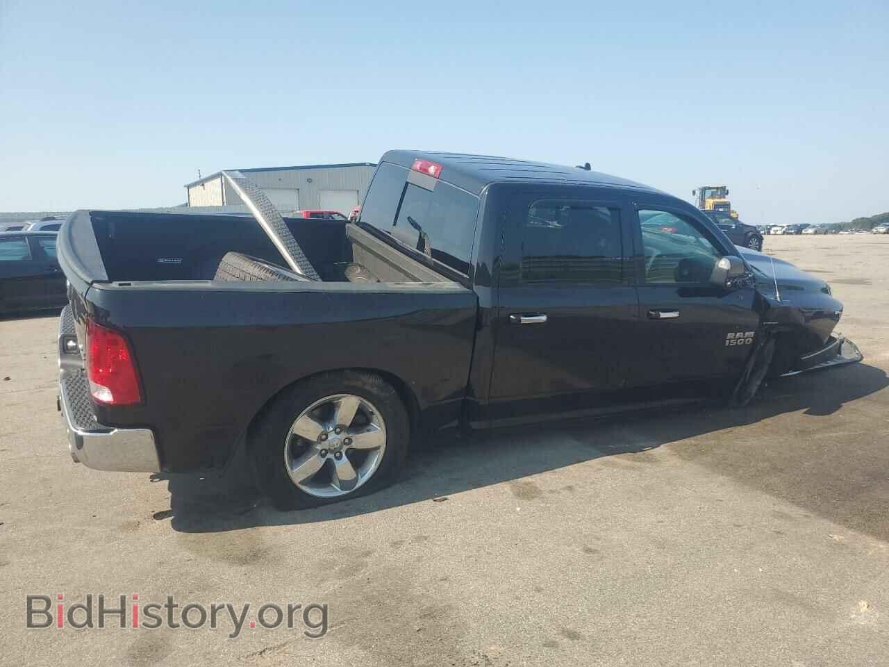 2017 RAM 1500 - VIN: 3C6RR7LT5HG543273 - Photo 3