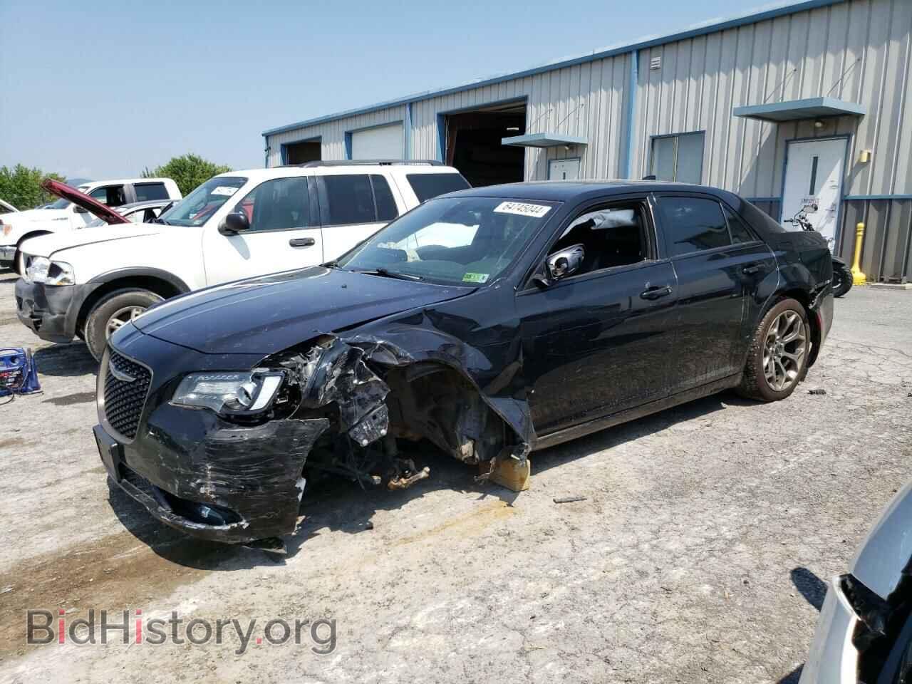 Фотография 2C3CCABG8GH282550 - CHRYSLER 300 2016