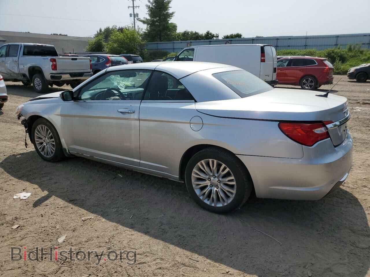 2011 CHRYSLER 200 - VIN: 1C3BC7EG8BN535733 - Фото 2