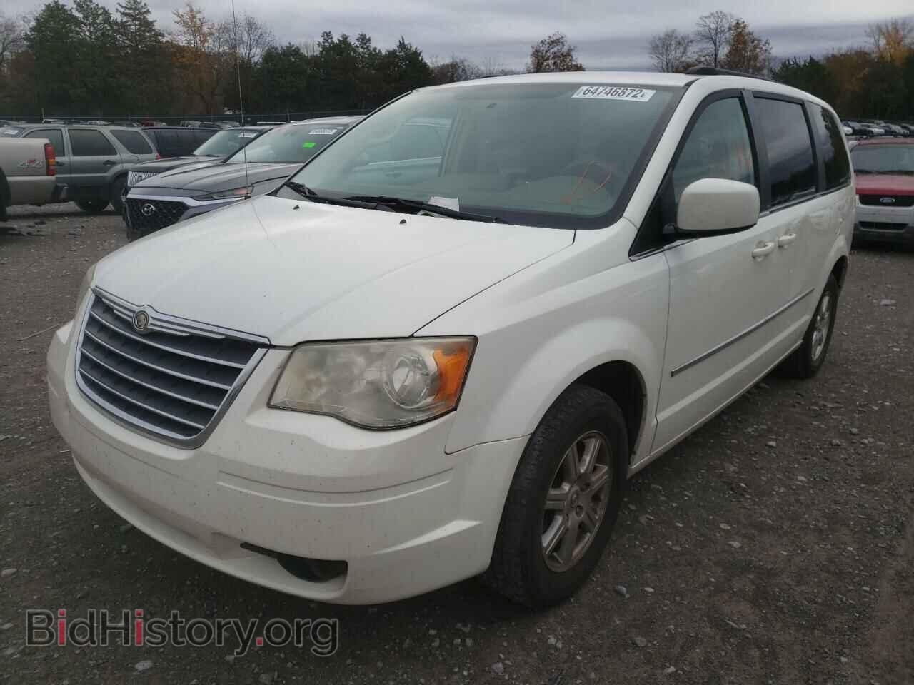 2010 CHRYSLER MINIVAN - VIN: 2A4RR5D14AR493714 - Photo 2