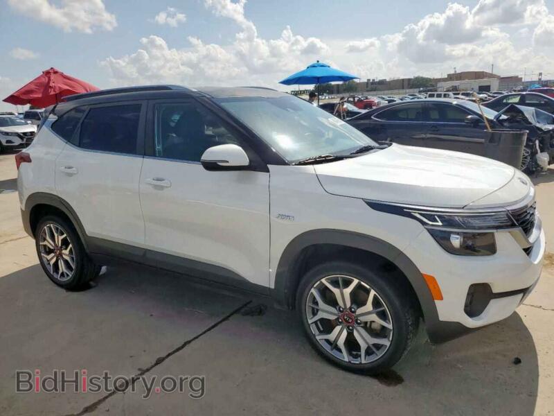 2021 Kia SELTOS (VIN KNDEUCA2XM7117383) — photo 4 of 16