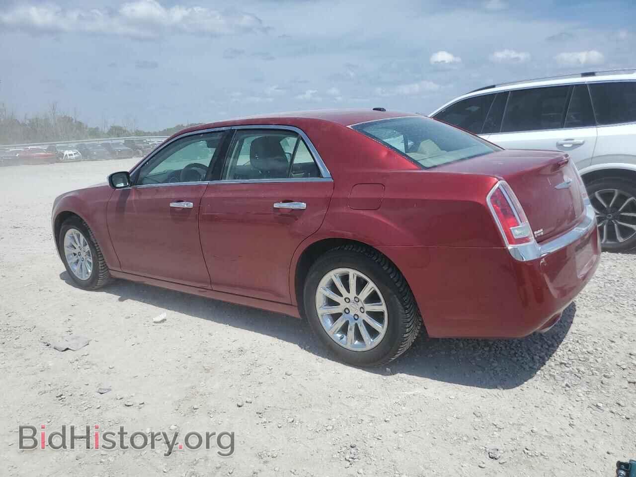 2014 CHRYSLER 300 - VIN: 2C3CCAET2EH211706 - Фото 2