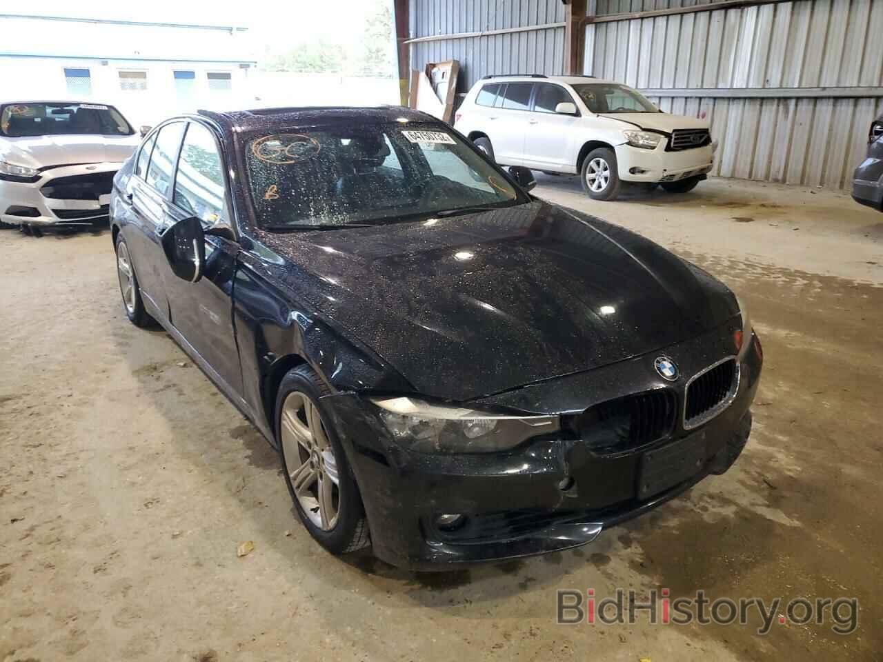 Photo WBA3A5C52DF351653 - BMW 3 SERIES 2013